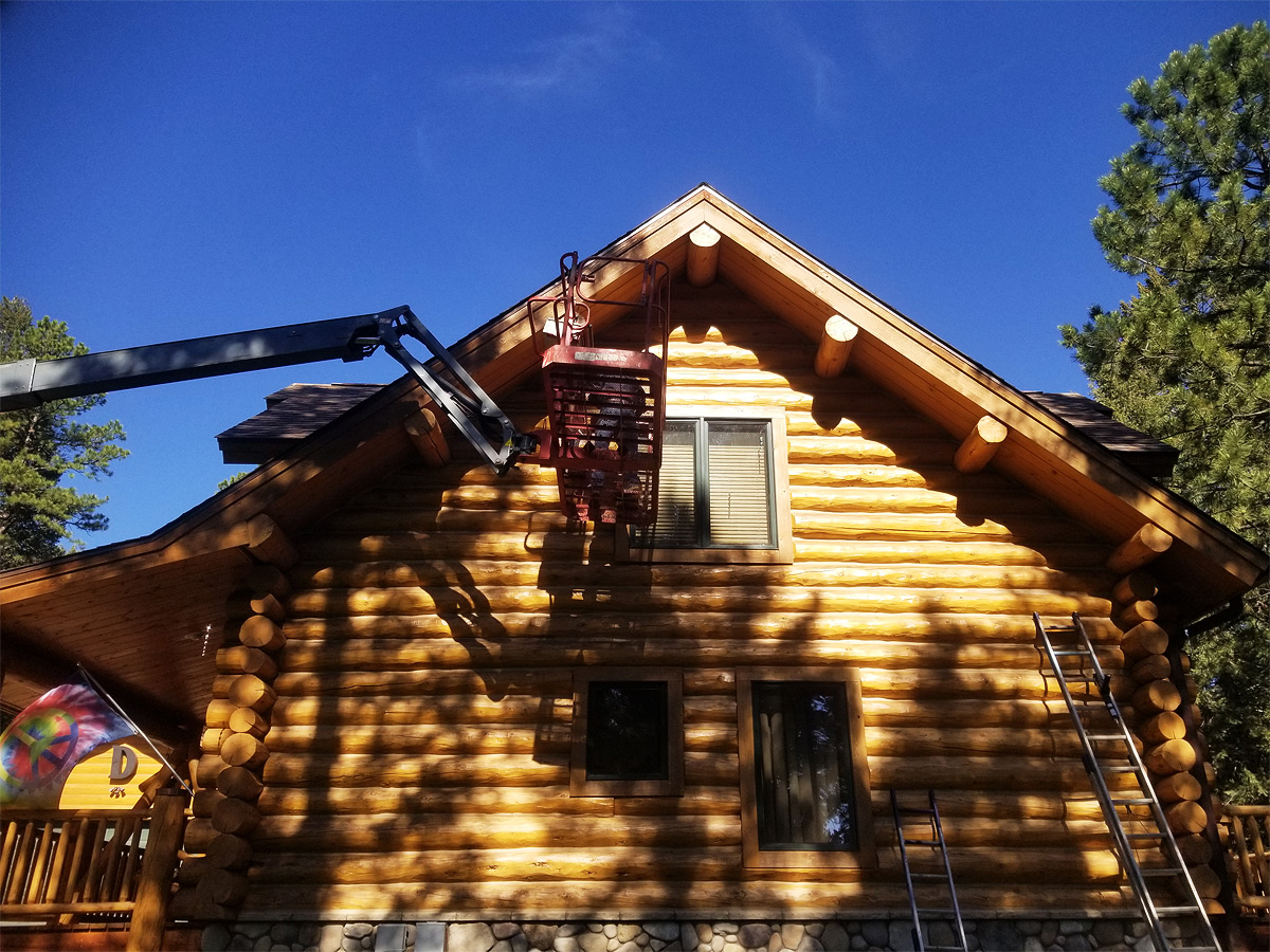 Log Home Construction with Crane