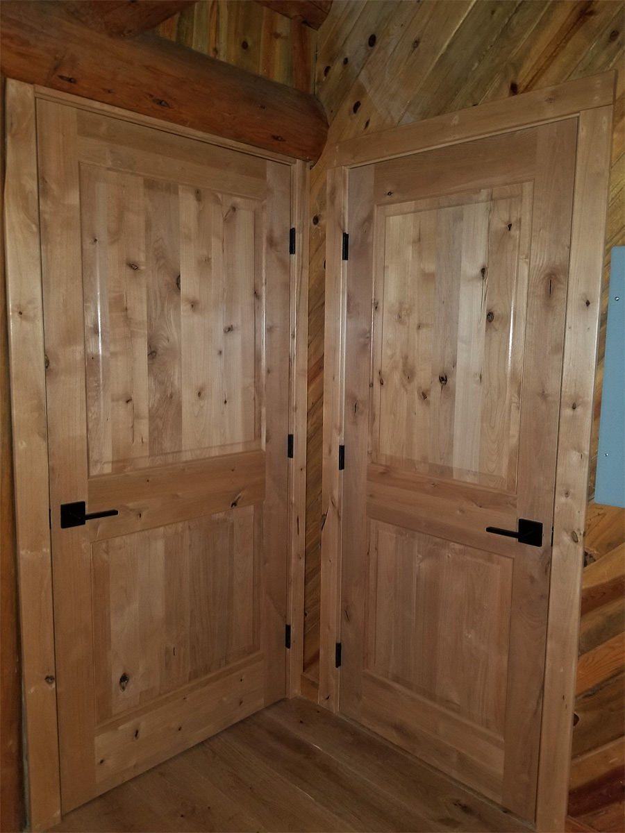 Refurbished Log Home Room 