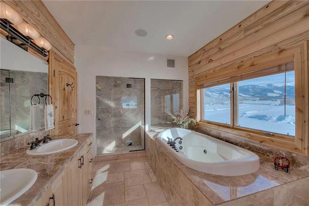 Barn Bathroom and Tub