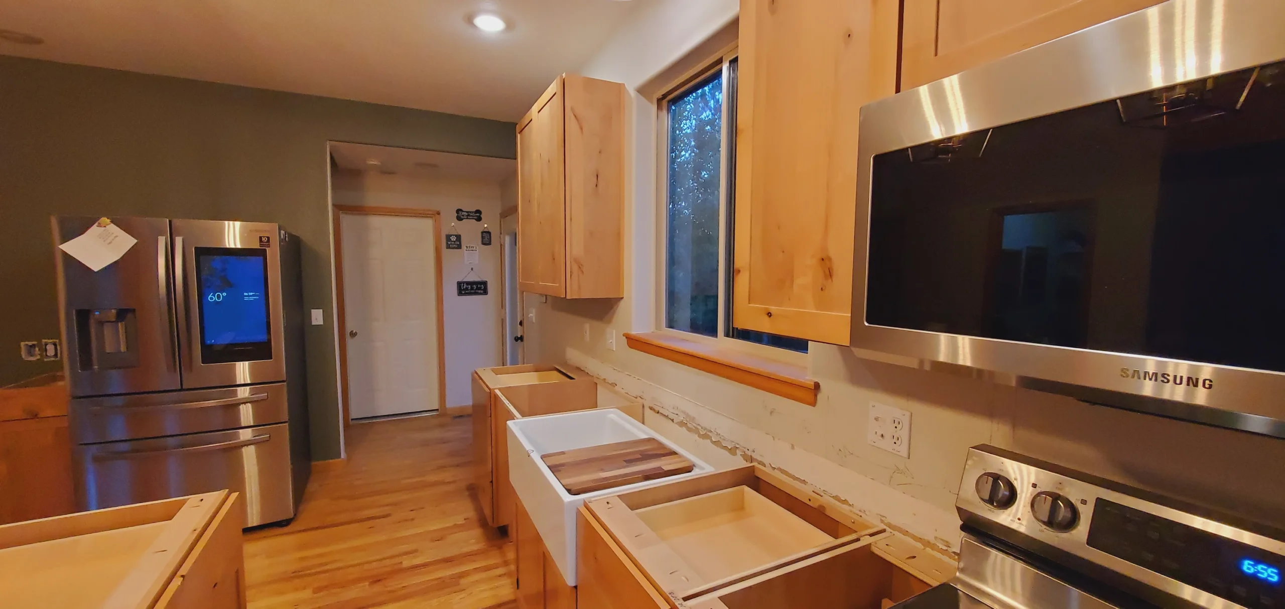 Custom kitchen remodel by Sinrom Construction